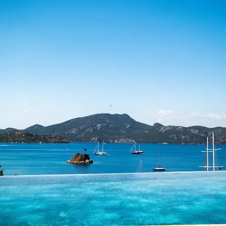 Alice فندق مبيت وإفطار 4*