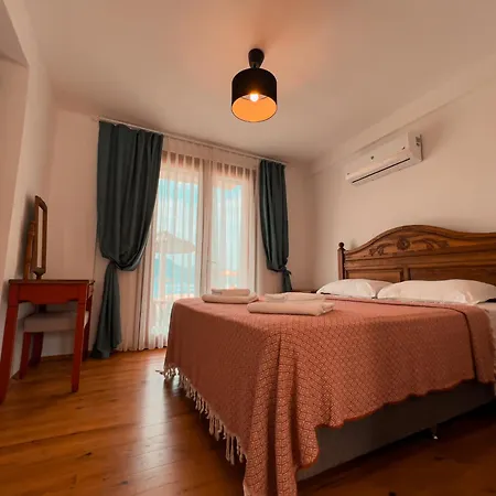 Alice Bed & Breakfast